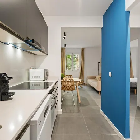 Flateli Espronceda 11 Apartman *