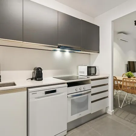 Flateli Espronceda 11 Apartman *