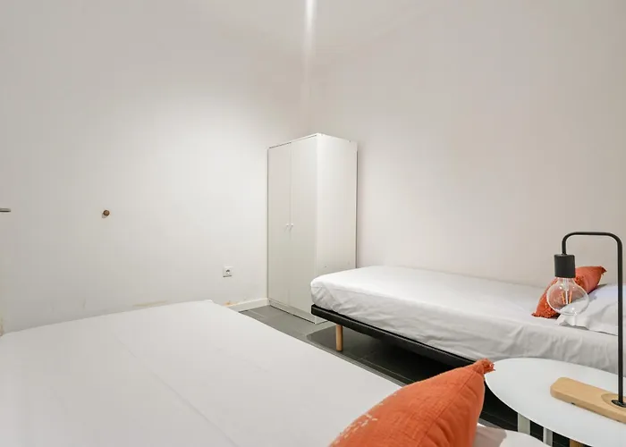 Flateli Espronceda 11 Barcelona