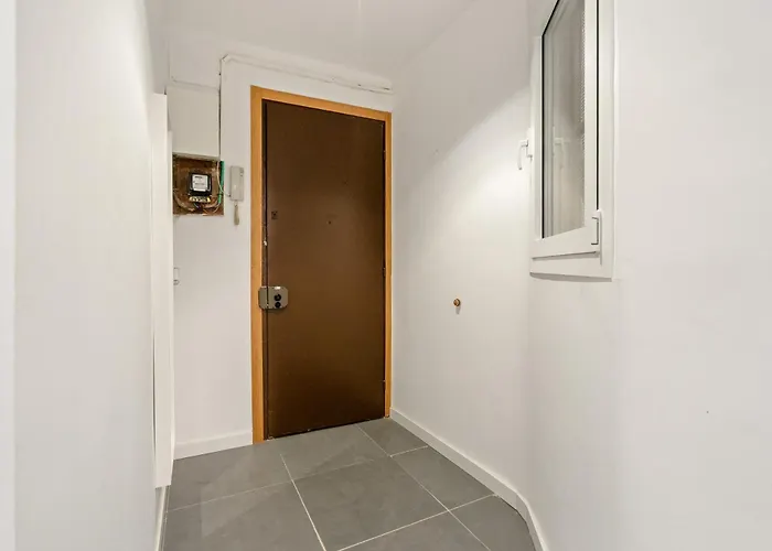 Flateli Espronceda 11 Barcelona